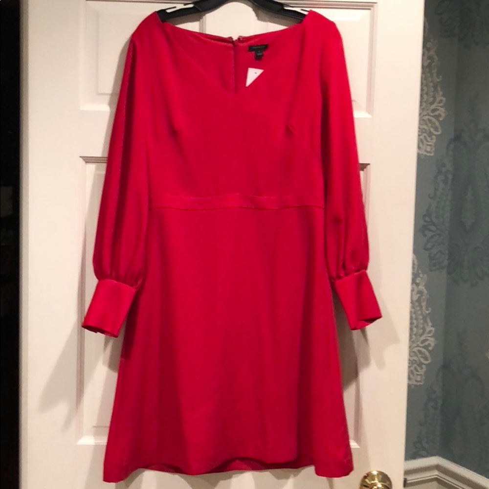 NWT Ann Taylor Red v neck dress